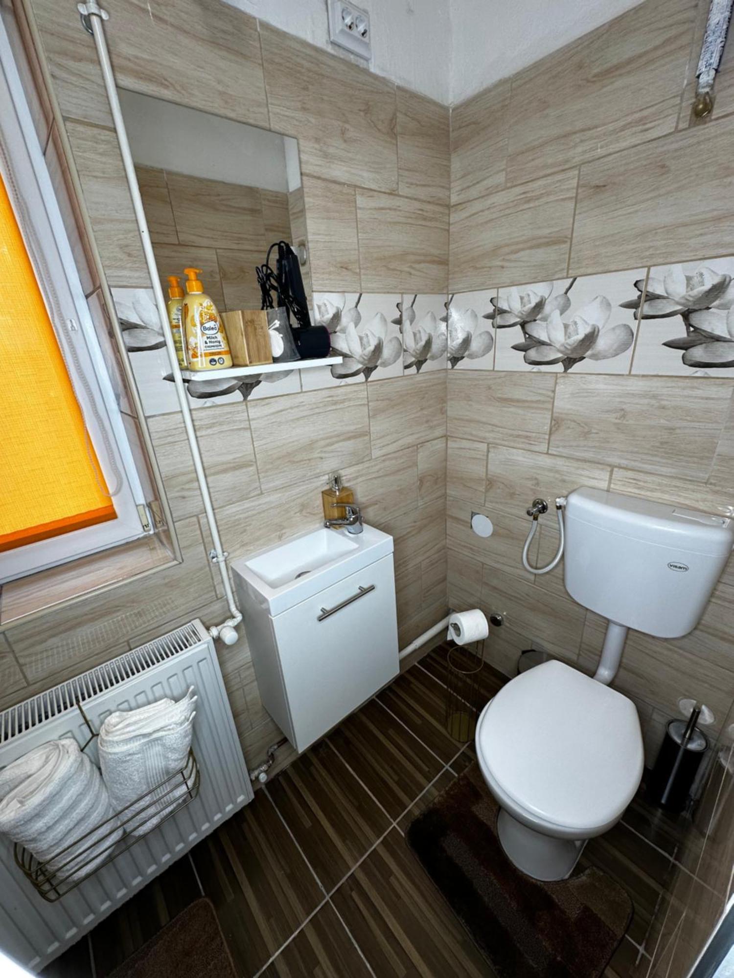 فيتْشيش Airport17 B&B المظهر الخارجي الصورة